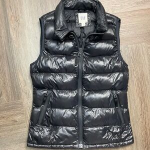 GAP Puffer Vest Womens‎ XS Black Primaloft Quilted Lightweight Hoodless Cozy